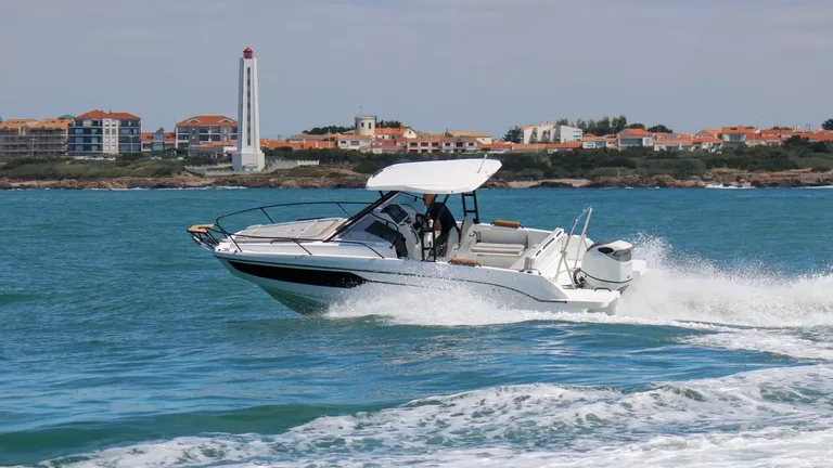 Beneteau Flyer 8 SUNdeck