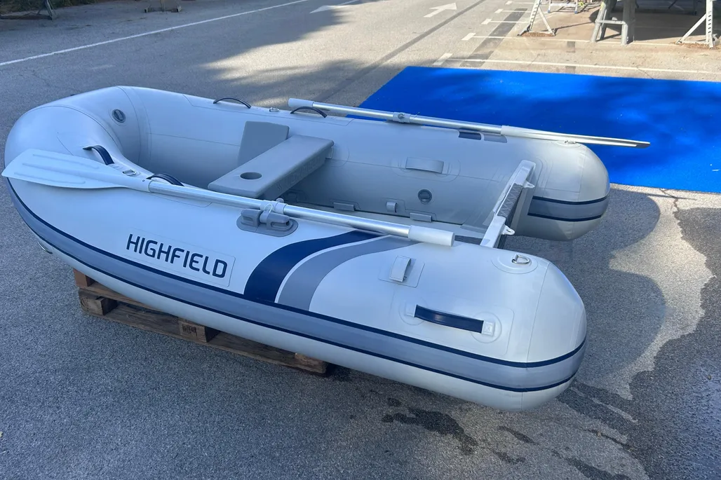 Highfield Ultralite 240 used - photo 1