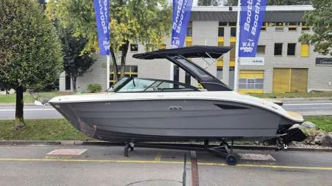 Sea Ray SDX 250 Surf Europe used - photo 1