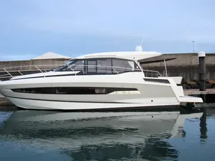 Jeanneau NC 37 used - photo 1