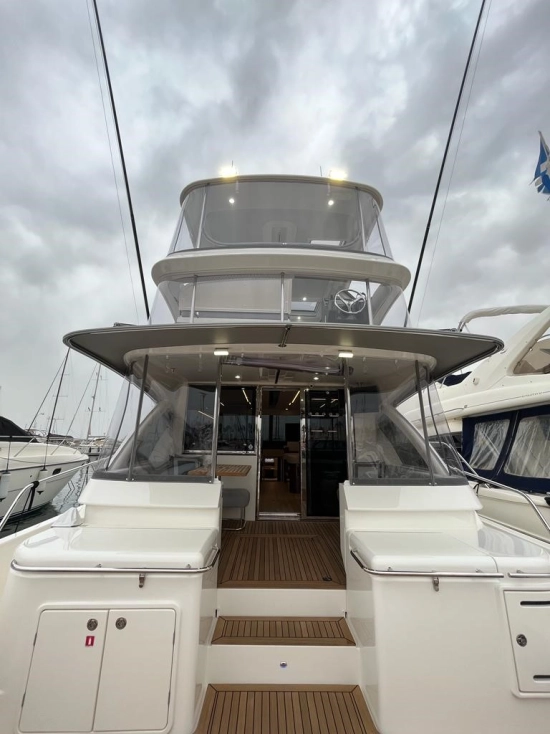 Riviera 50 Sport Motor Yacht used - photo 1