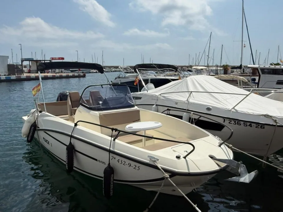 Quicksilver 605 Open used - photo 1