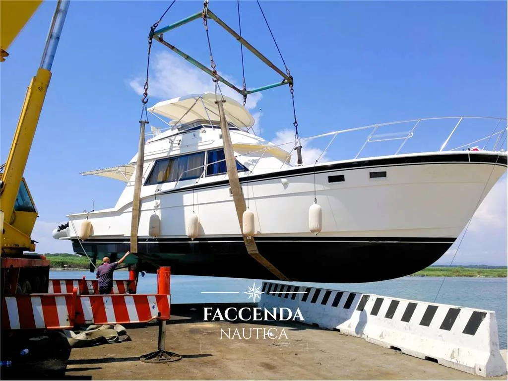 Hatteras 45 Convertible used - photo 1