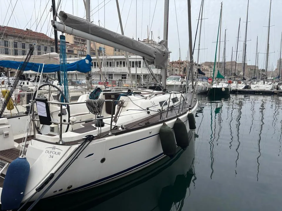 Dufour 34 performance used - photo 1