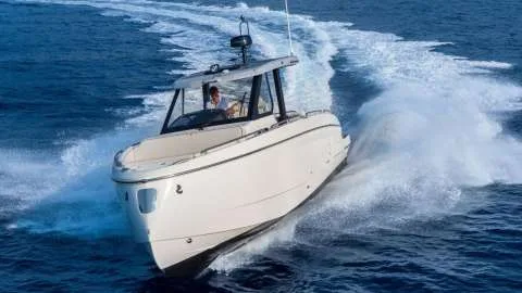 Beneteau Gran Turismo 35 used - photo 1