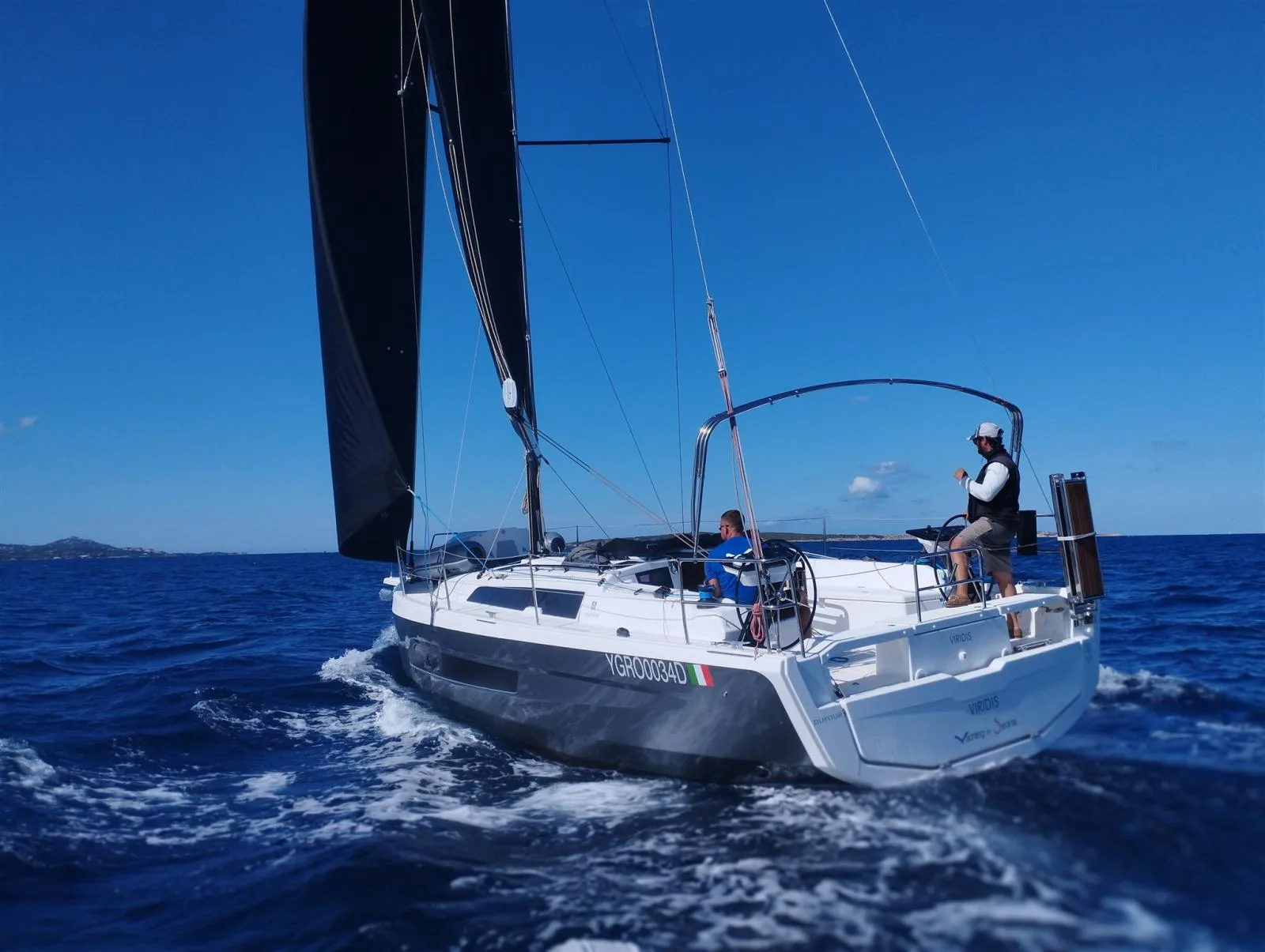 Dufour 37 used - photo 1