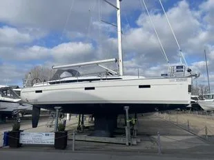 Bavaria Yachts 37 Cruiser used - photo 1