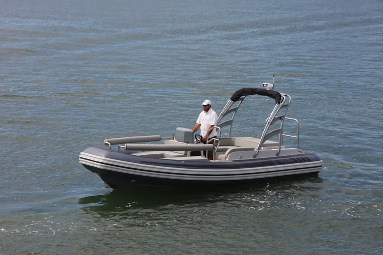 Novurania LX Series 650