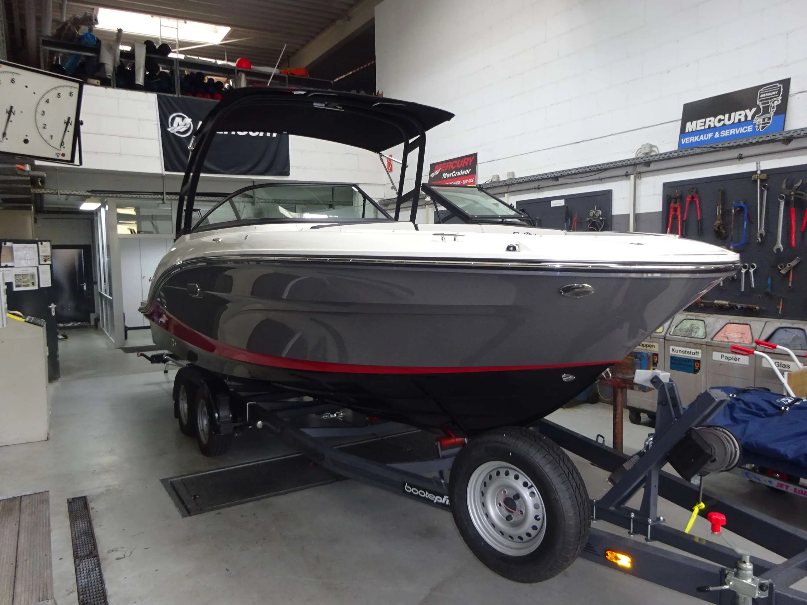 Sea Ray 210 SPX used - photo 1