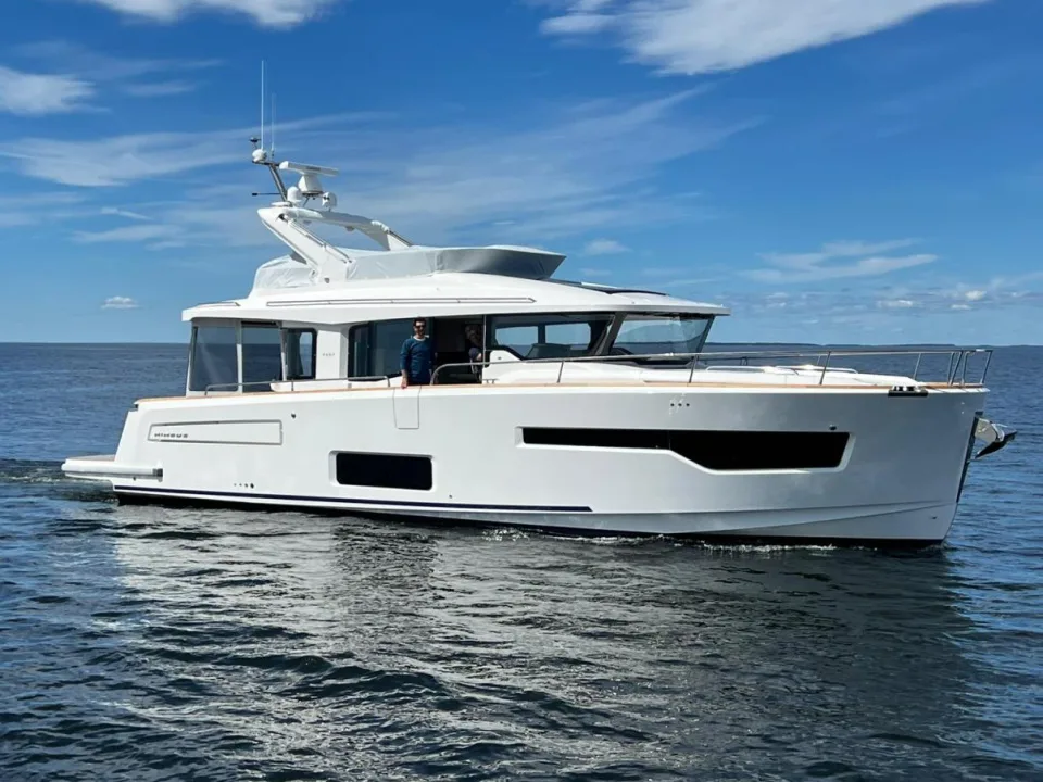 Nimbus 495 Flybridge used - photo 1