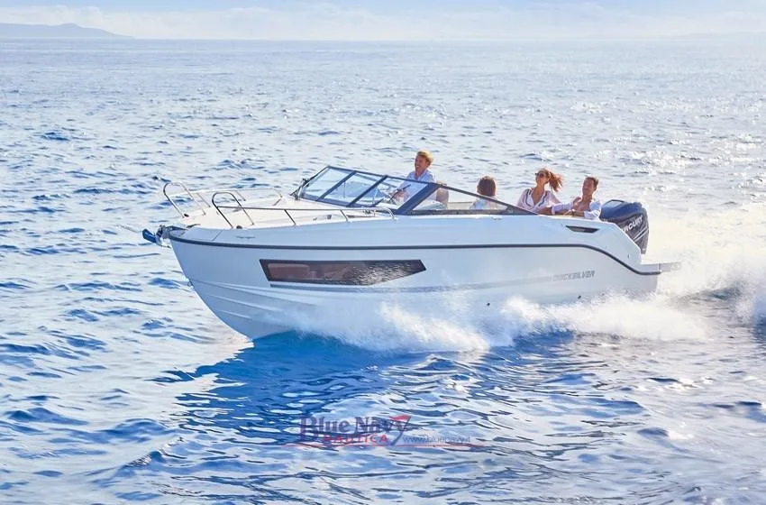 Quicksilver 755 Cruiser 7,37 mt, 2 posti letto nuovo - foto 1