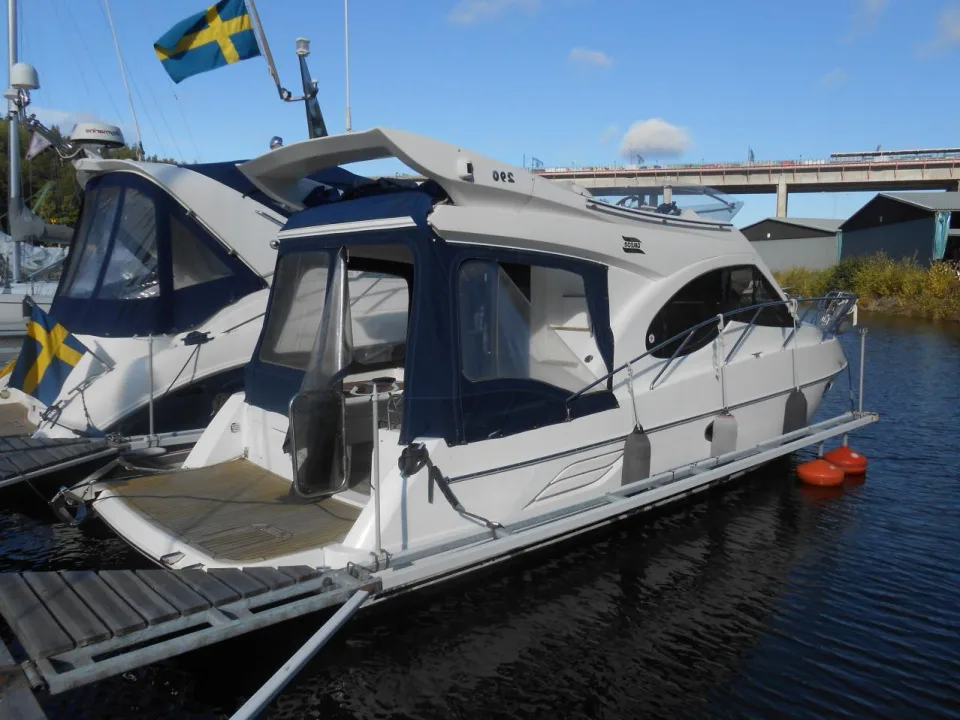 Galeon 290 Flybridge used - photo 1