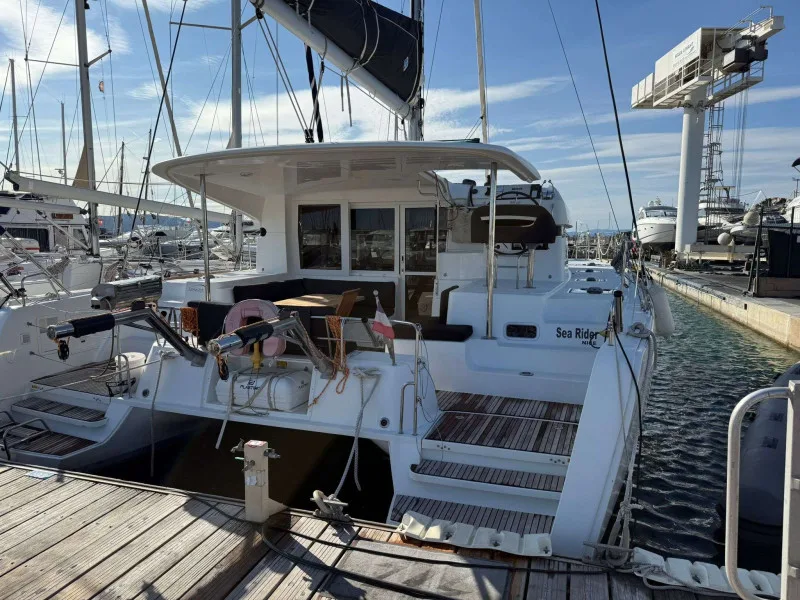 Fountaine Pajot LUCIA 40 used - photo 1
