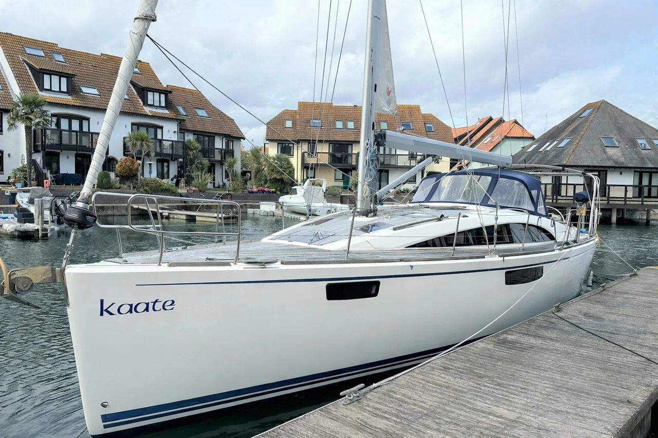 Bavaria Yachts Vision 42 Blue Edition gebraucht - Foto 1
