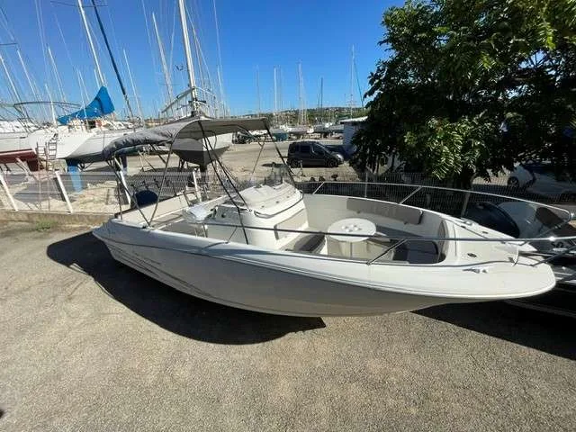 Jeanneau CAP CAMARAT 7.5 CC d'occasion - photo 1