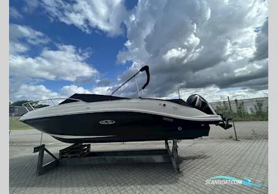 Sea Ray 230 Sun Sport OB d'occasion - photo 1