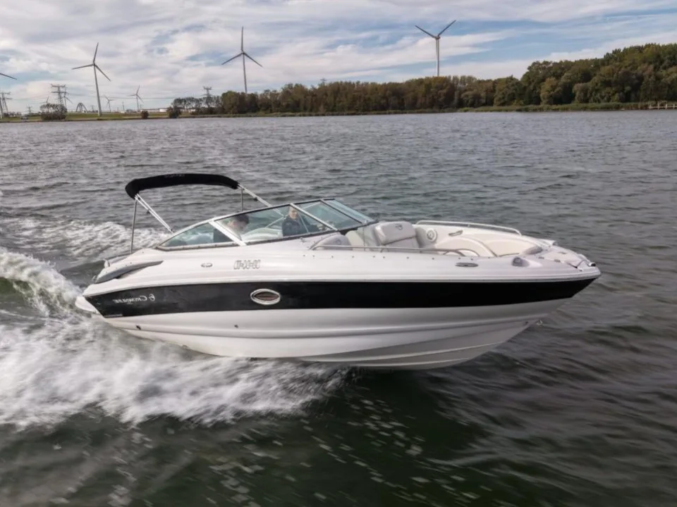 Crownline 265 SS used - photo 1
