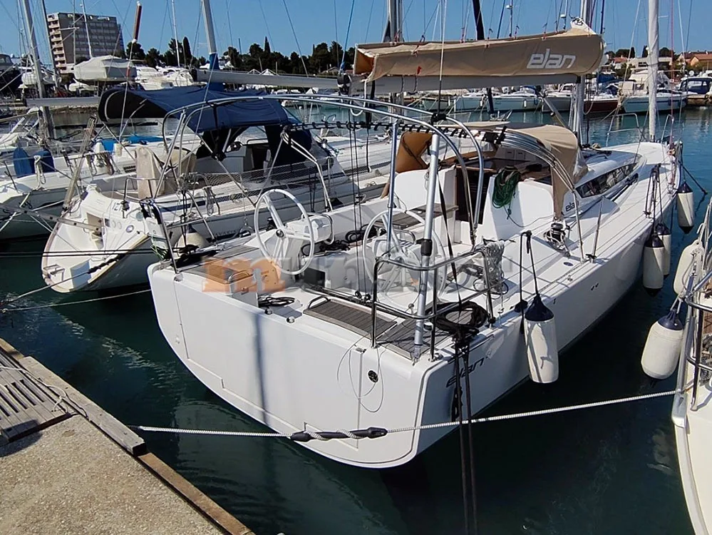 Elan E4 used - photo 1