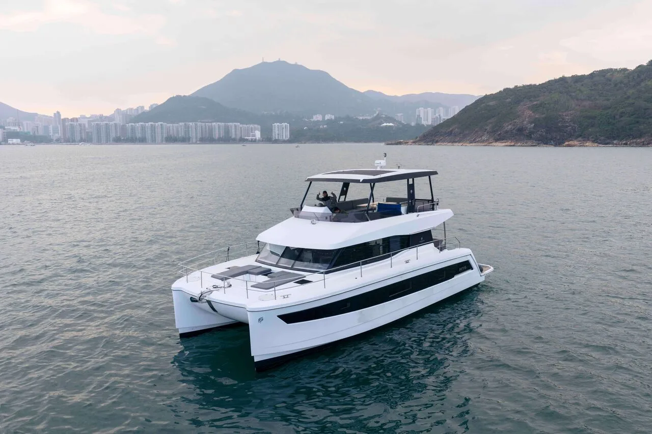 Fountaine Pajot MY 6 used - photo 1