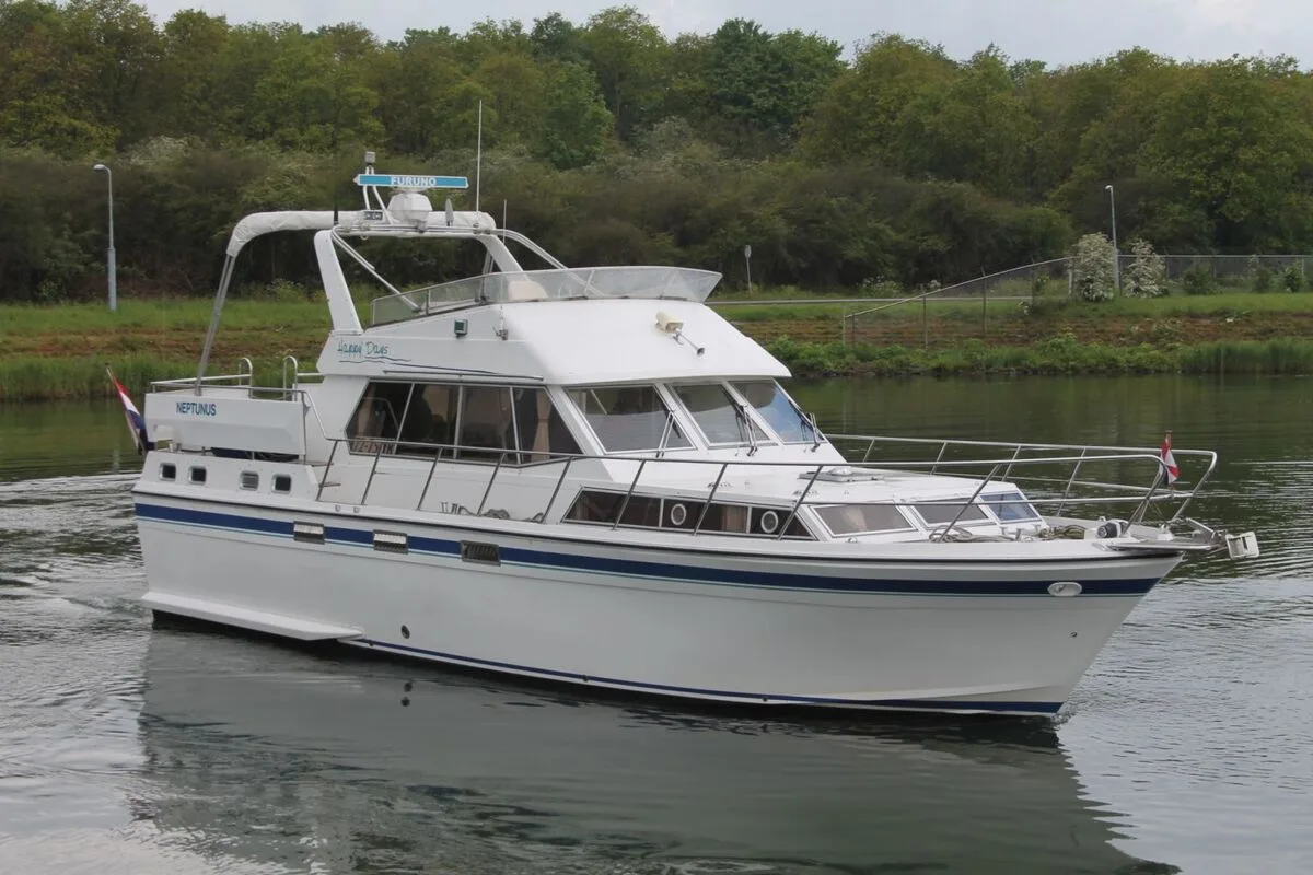 Neptunus 133 Flybridge usato - foto 1