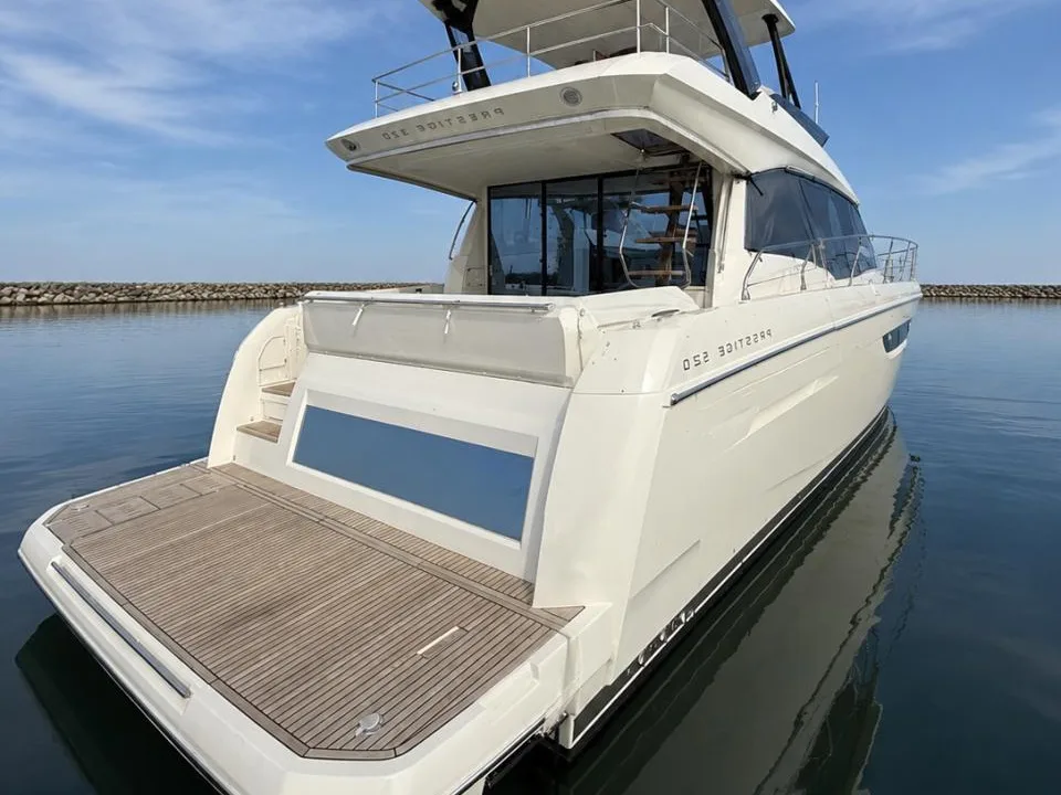Jeanneau PRESTIGE 520 FLY (HARDTOP) gebraucht - Foto 1