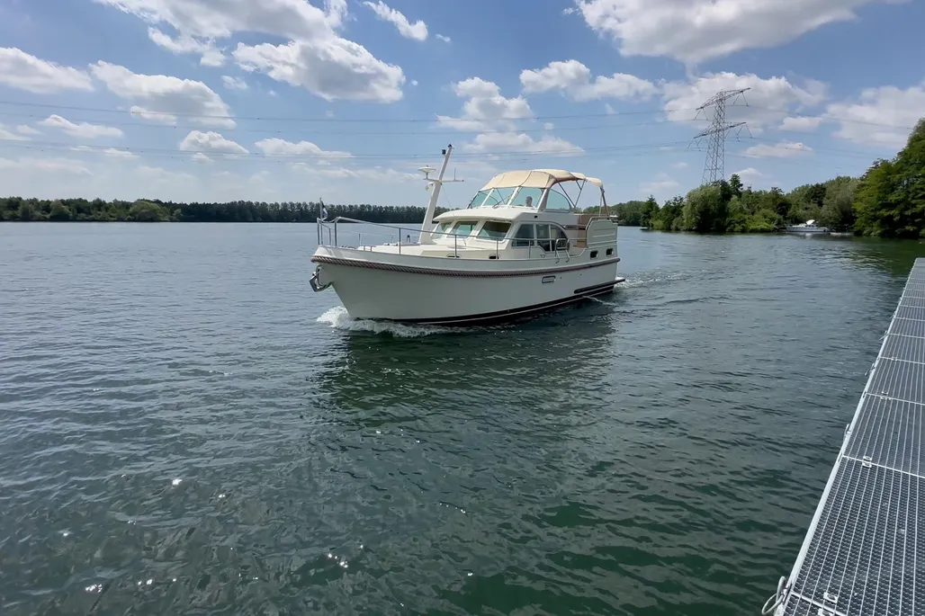 Linssen Grand Sturdy 30.0 AC used - photo 1