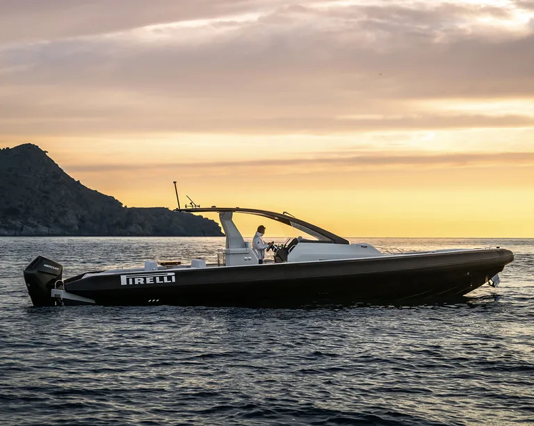 Tecnorib Pirelli 42