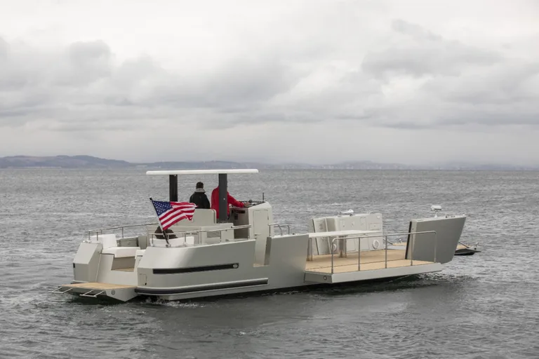 Reliant Yachts X40L Lander