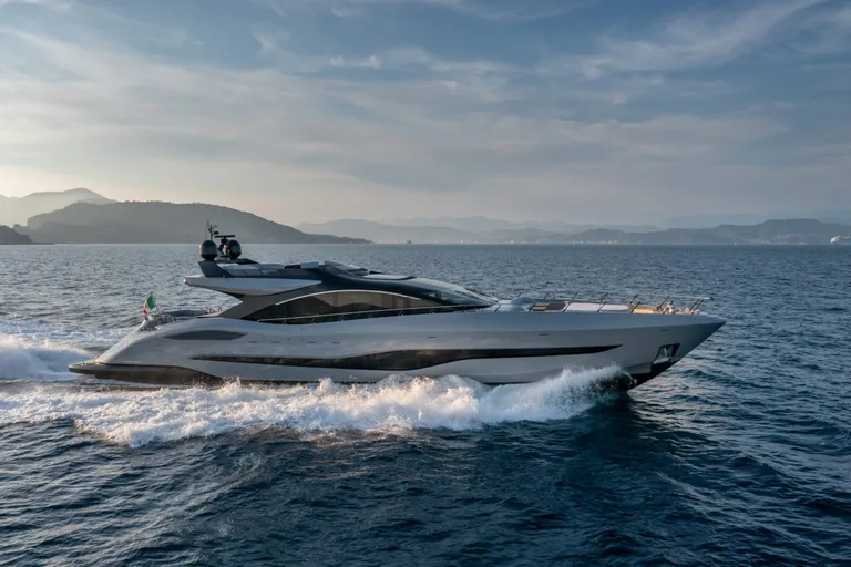 Mangusta Mangusta 104 REV