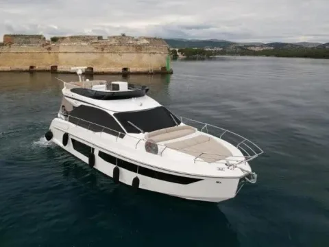 Azimut 53 Fly, gebraucht - Foto 1
