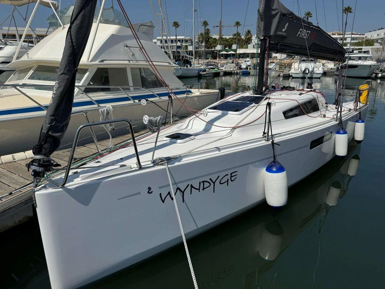 Beneteau FIRST 27 used - photo 1