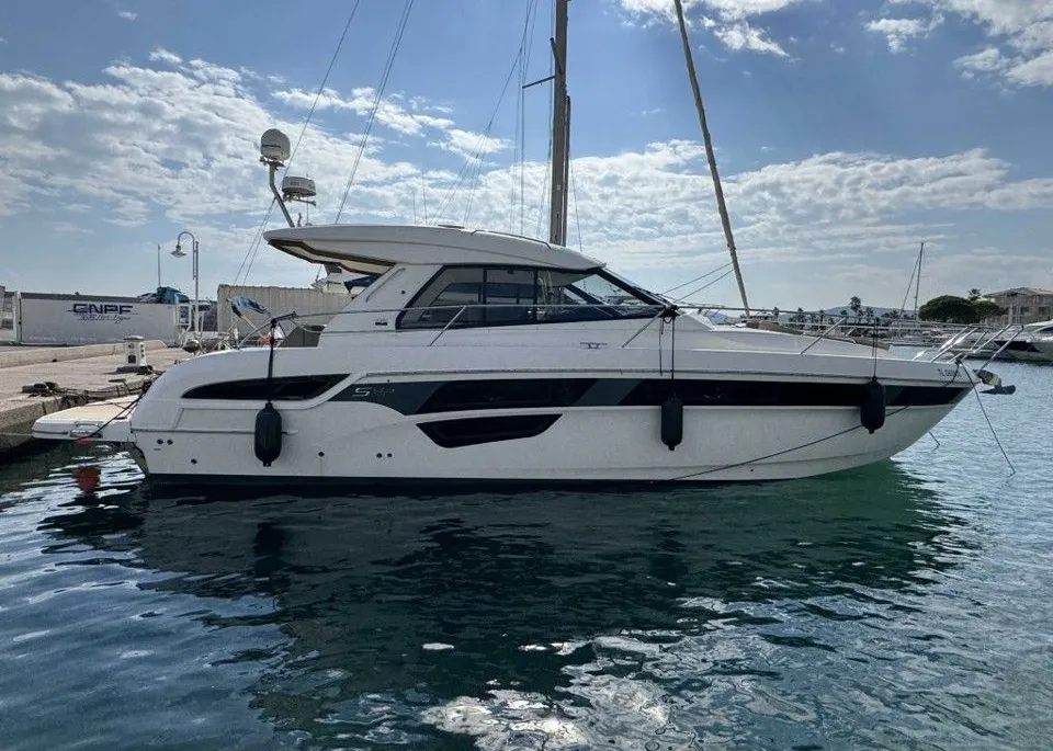 Bavaria Yachts SPORT 450 HT used - photo 1