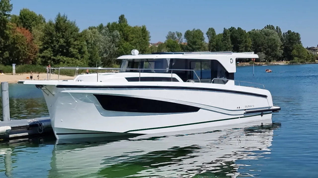 Delphia 10 Sedan gebraucht - Foto 1