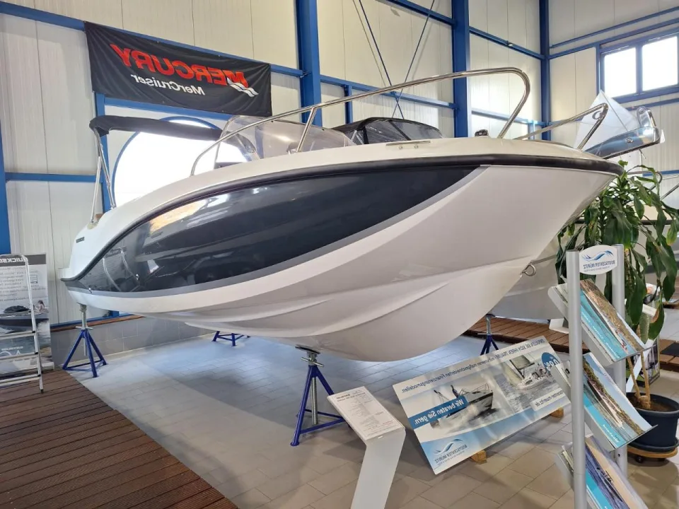 Quicksilver Activ 605 Sundeck gebraucht - Foto 1