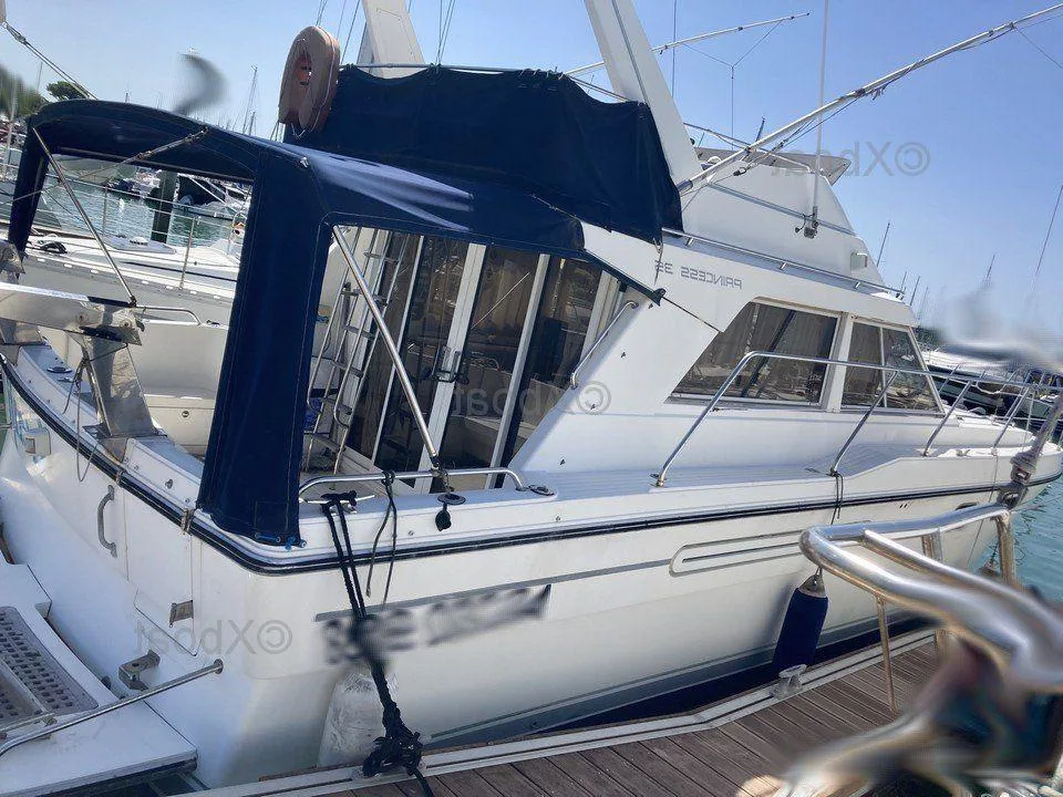 Marine Projects PRINCESS 35 FLY usato - foto 1