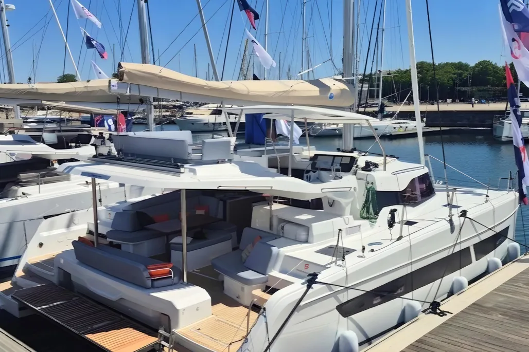 Fountaine Pajot New 44 used - photo 1