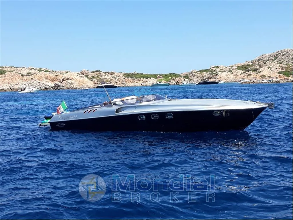 Magnum Marine 44 used - photo 1