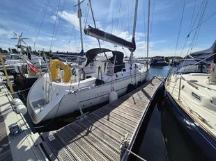 Beneteau Oceanis Clipper 323 used - photo 1