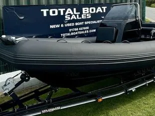 BRIG EAGLE 6.7 ‘CUSTOM BLACK’ + SUZUKI DF200 APX gebraucht - Foto 1