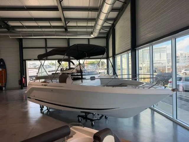 B2 Marine CAP FERRET 652 OPEN usato - foto 1