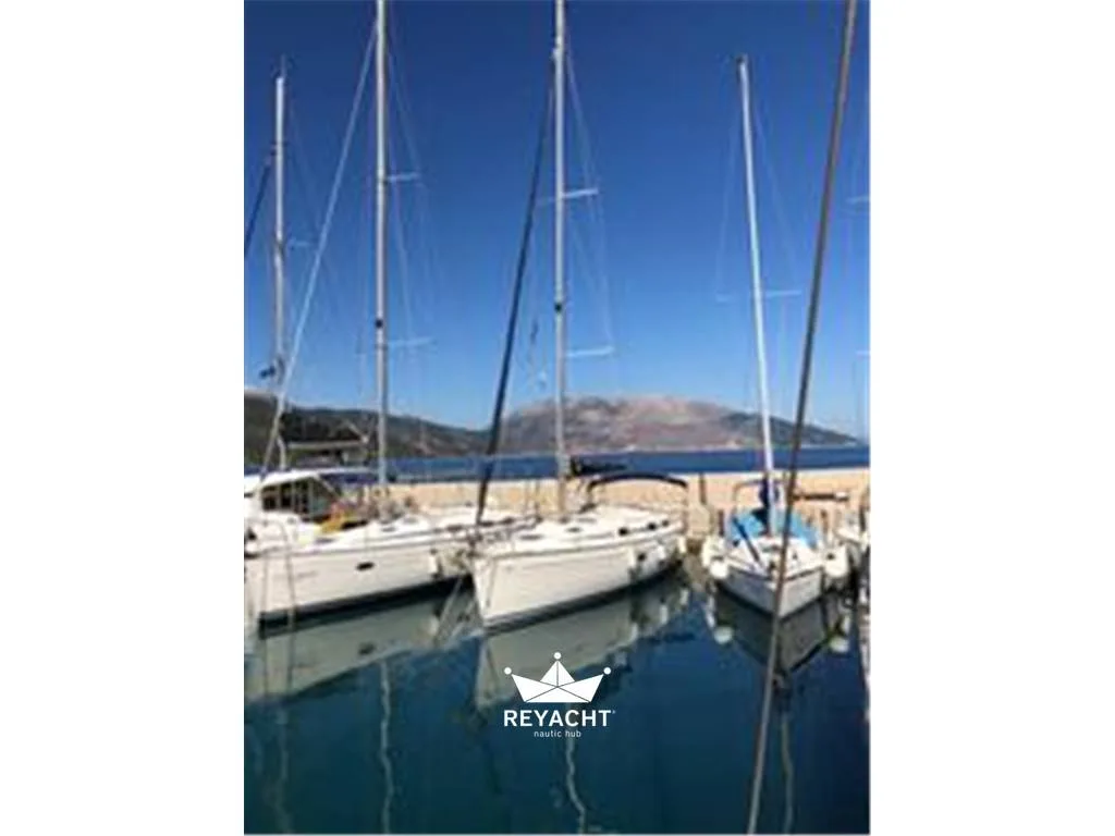 Bavaria Yachts 37 cruiser used - photo 1