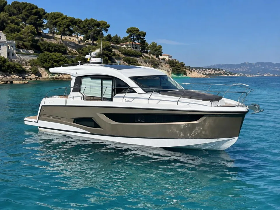 Sealine C390 usato - foto 1