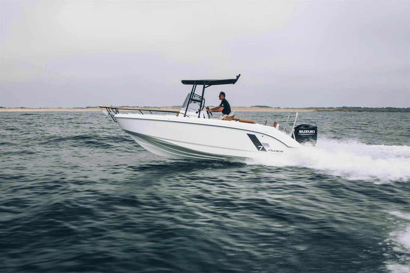 Beneteau Flyer 7 spacedeck d'occasion - photo 1