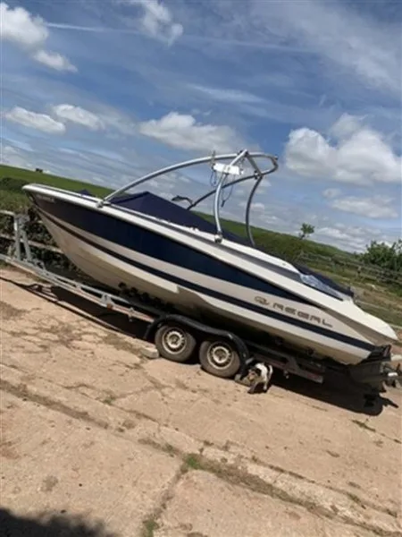 Regal 2200 BOWRIDER gebraucht - Foto 1