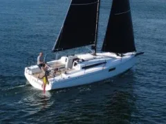 Beneteau First 30 used - photo 1