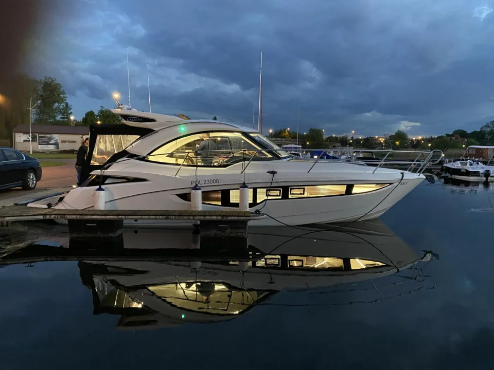 Galeon 335 HTS usato - foto 1