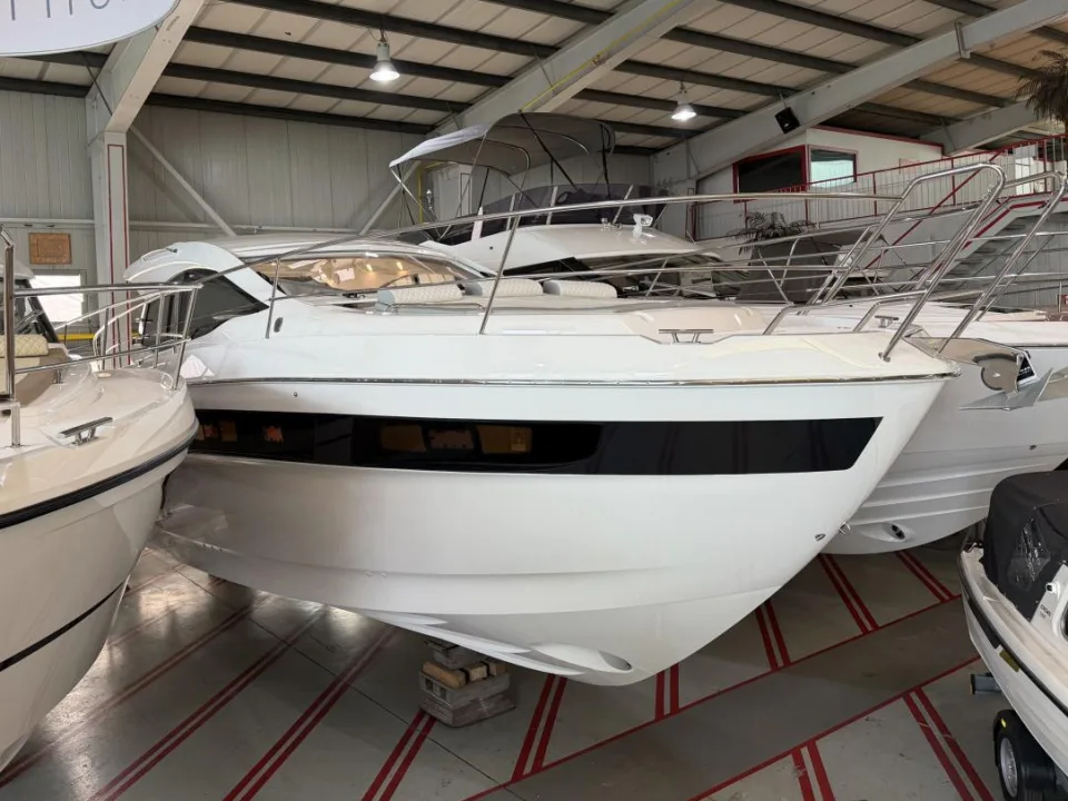 Bavaria Yachts SR41 HT used - photo 1