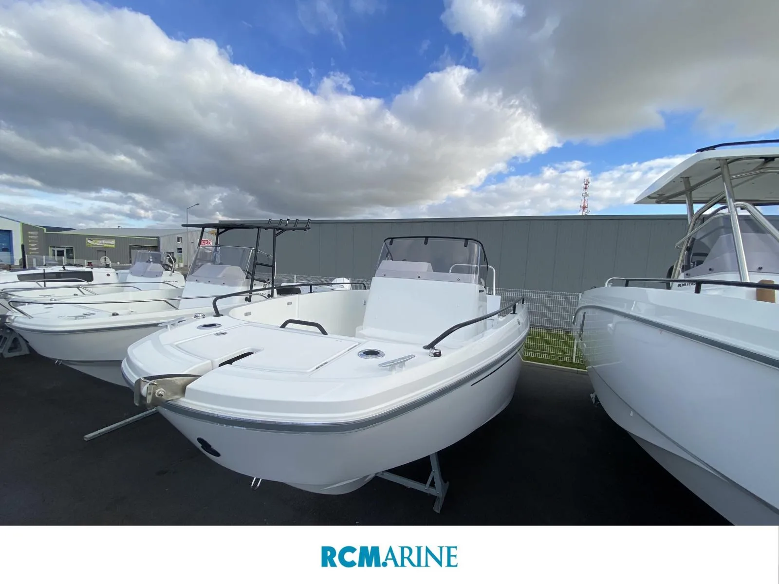Beneteau Flyer 8 spacedeck v2 d'occasion - photo 1