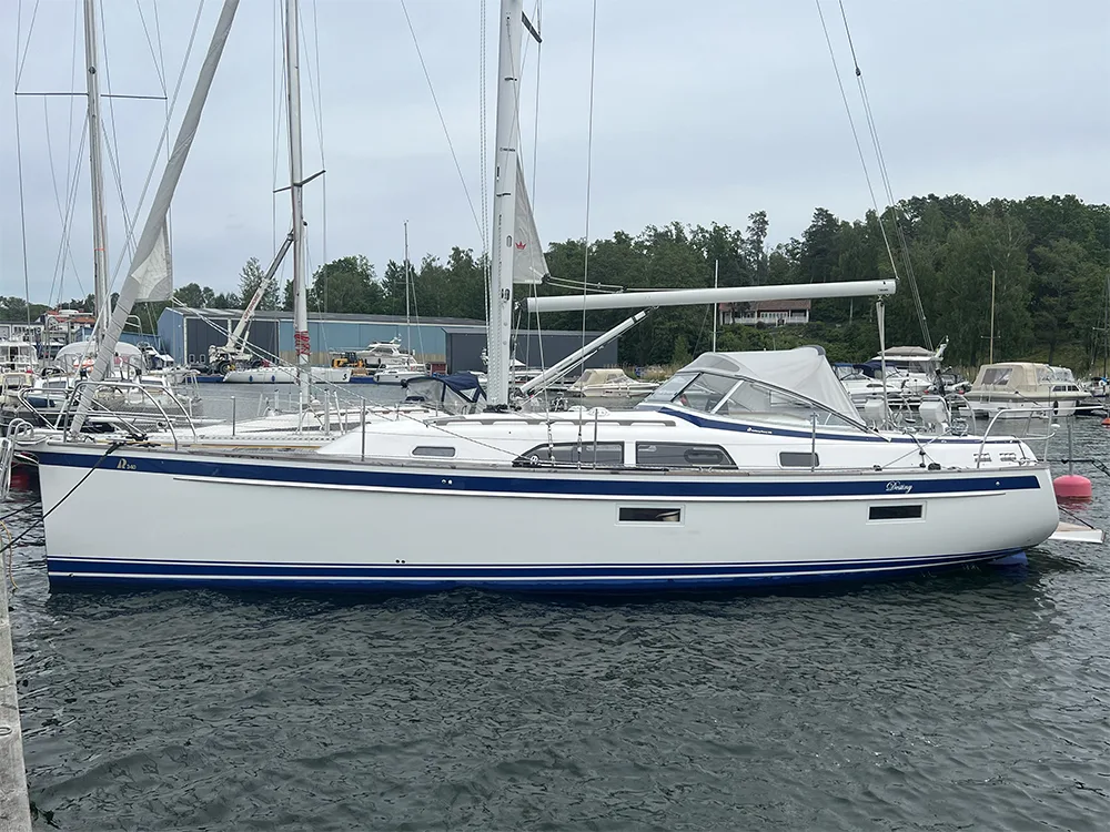 Hallberg-Rassy 340 used - photo 1