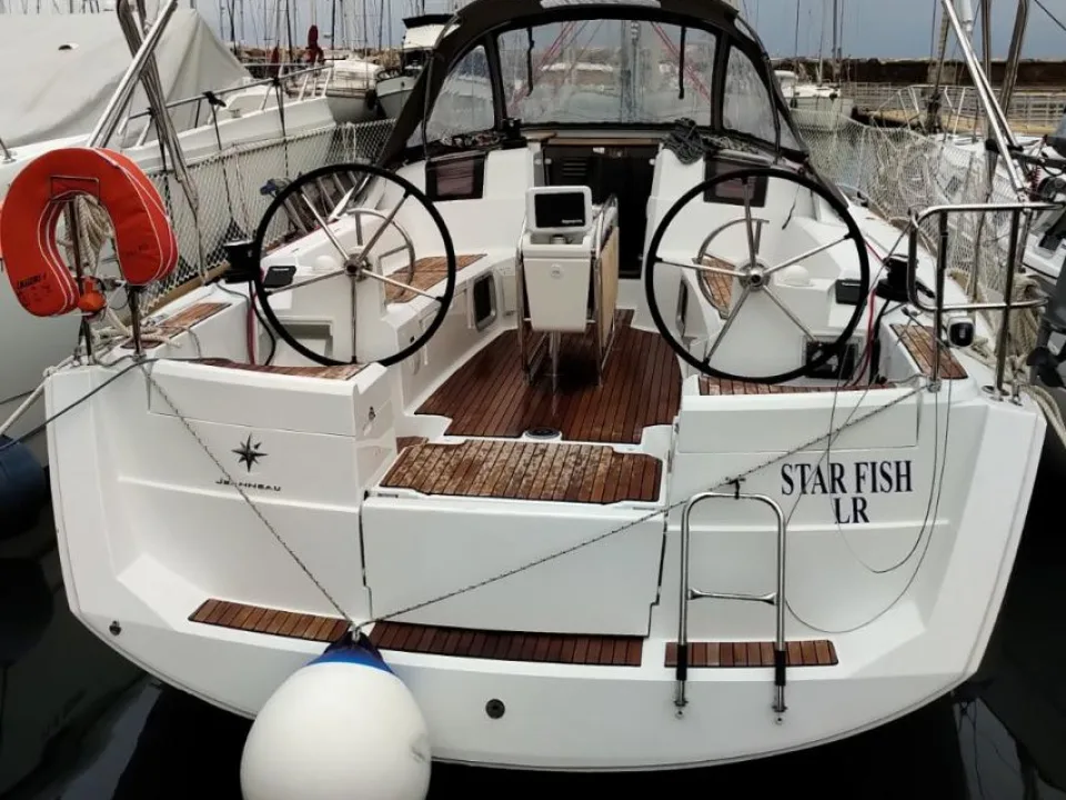 Jeanneau Sun Odyssey 389 used - photo 1